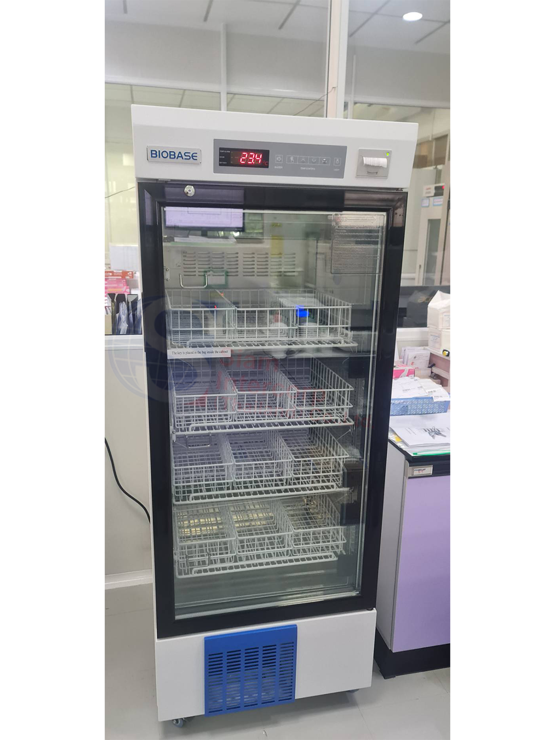 ติดตั้งตู้เย็นเก็บเลือด (Blood Bank Refrigerator BBR Series) ยี่ห้อ BIOBASE (OW80) ติดตั้งตู้เย็นเก็บเลือด (Blood Bank Refrigerator BBR Series) ยี่ห้อ BIOBASE (OW80)