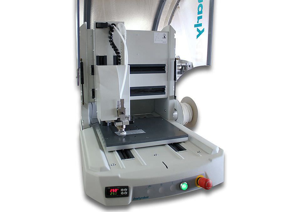 เครื่องกัดขึ้นรูปวัสดุ 3 แกนแบบตั้งโต๊ะ (3 Axis CNC Milling Machine) ยี่ห้อ Charlyrobot รุ่น Charly 4U (SIT40)