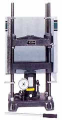 เครื่องกดอัดไฮดรอลิกแบบมือโยก (Bench Top Laboratory Manual Press) ยี่ห้อ Carver รุ่น 3855