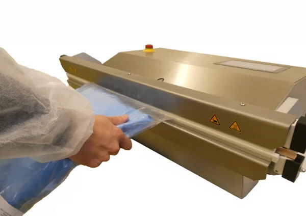 เครื่องซีลฟิล์มแบบสูญญากาศ (Film sealing unit MVMedPlus with air extraction) ยี่ห้อ Kopp