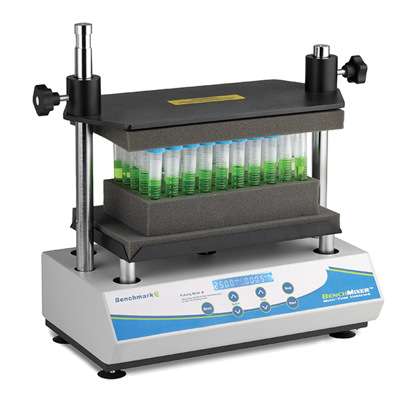 เครื่องเขย่าสาร (BenchMixer™ XL Multi-Tube Vortexer, includes 50x12mm tube rack) ยี่ห้อ Benchmark Scientific รุ่น BV1010