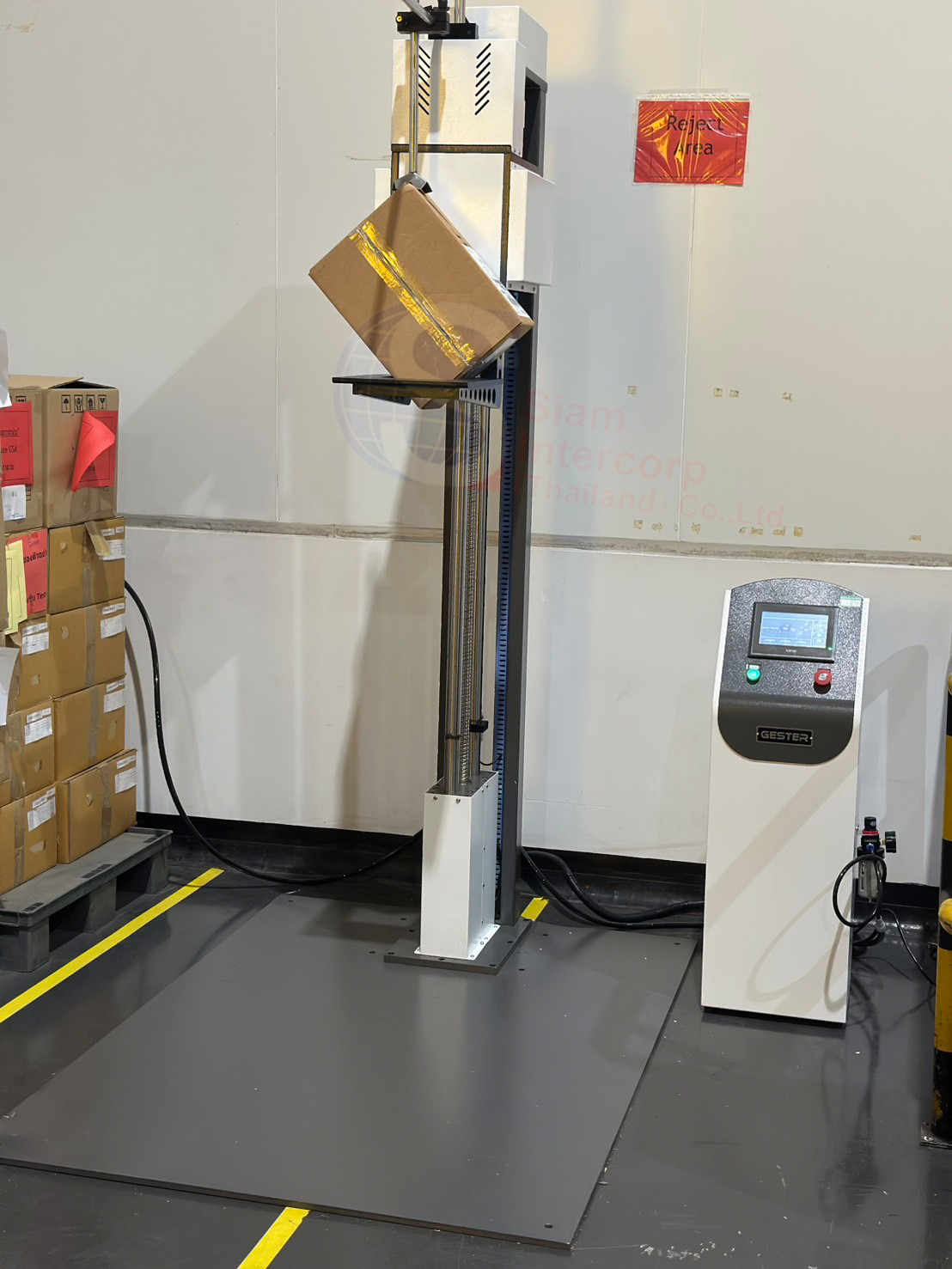 ติดตั้งเครื่องทดสอบกล่องกระดาษแข็ง (Package Carton Single Wing Falling Tester) ยี่ห้อ GESTER รุ่น GT-LC05-1 (OW95) ติดตั้งเครื่องทดสอบกล่องกระดาษแข็ง (Package Carton Single Wing Falling Tester) ยี่ห้อ GESTER รุ่น GT-LC05-1 (OW95)