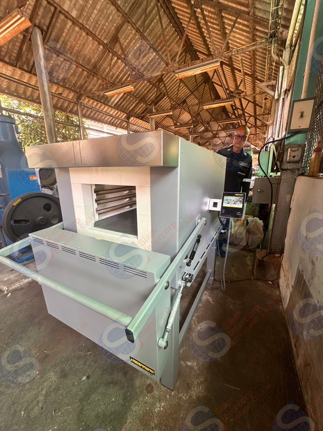 ติดตั้งเตาเผาอุณหภูมิสูงสำหรับหลอม ชุบแข็ง และประสาน (Chamber Furnaces for Annealing, Hardening and Brazing) ยี่ห้อ Nabertherm รุ่น N/H และ N/HR (N 87H/C540) (OW98)