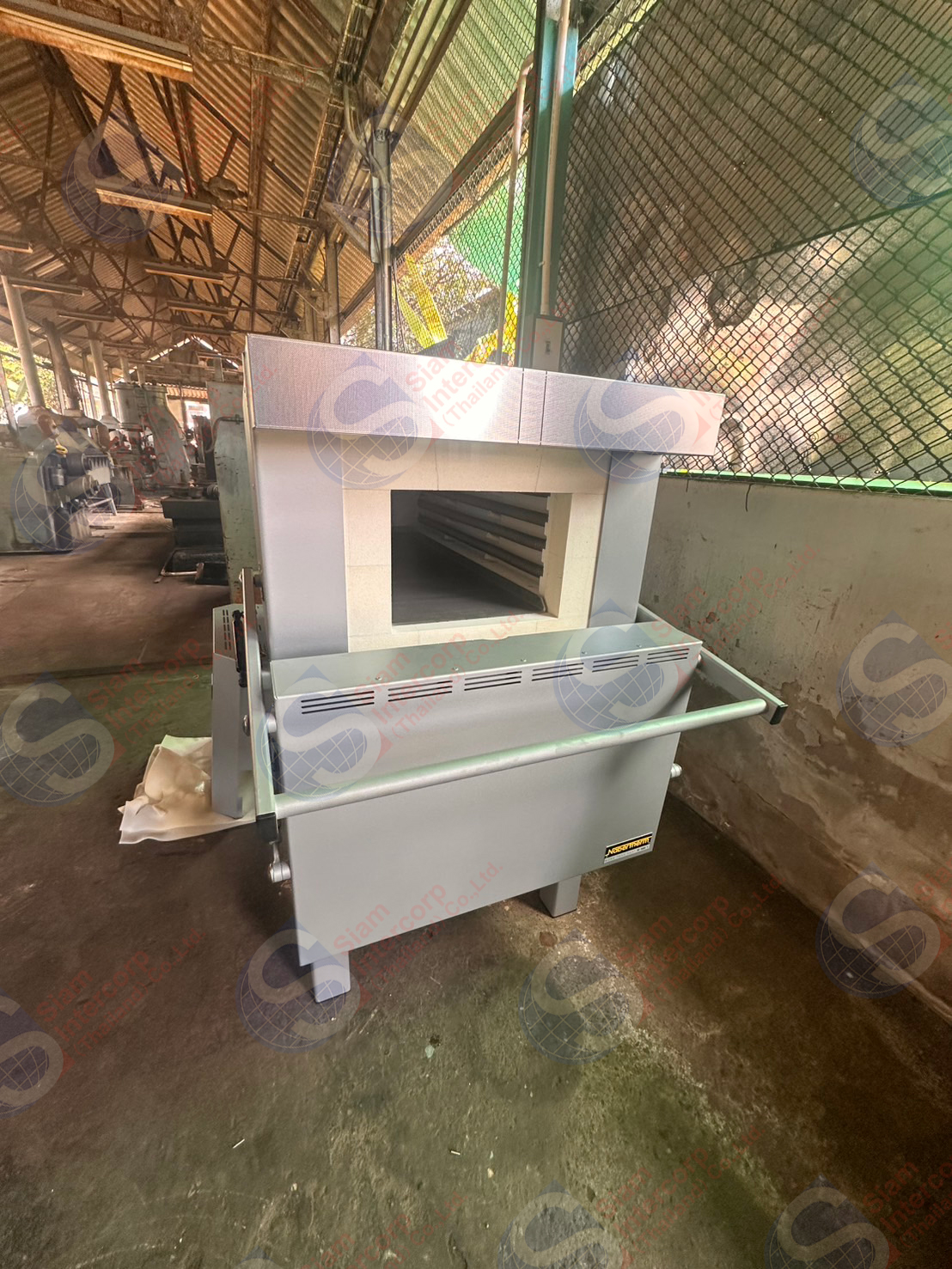 ติดตั้งเตาเผาอุณหภูมิสูงสำหรับหลอม ชุบแข็ง และประสาน (Chamber Furnaces for Annealing, Hardening and Brazing) ยี่ห้อ Nabertherm รุ่น N/H และ N/HR (N 87H/C540) (OW98)