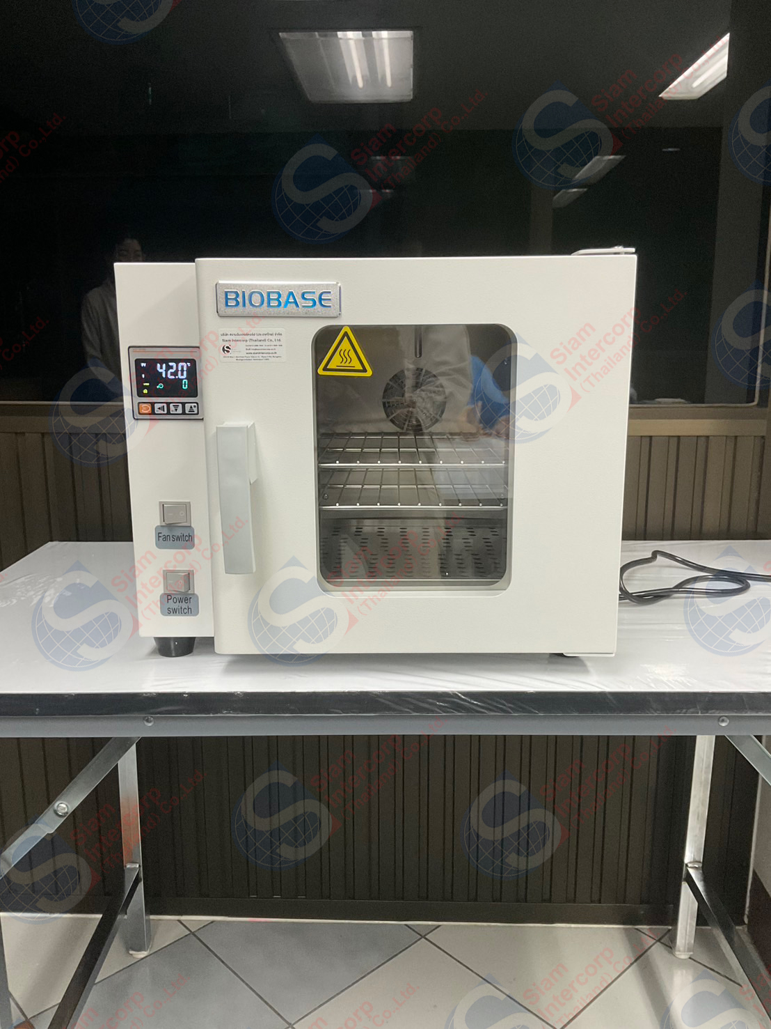 ติดตั้งตู้ให้ความร้อนแบบลมหมุนเวียน (Forced Air Drying Oven) ยี่ห้อ BIOBASE รุ่น BJPX-HGZ23 (OW104) ติดตั้งตู้ให้ความร้อนแบบลมหมุนเวียน (Forced Air Drying Oven) ยี่ห้อ BIOBASE รุ่น BJPX-HGZ23 (OW104)