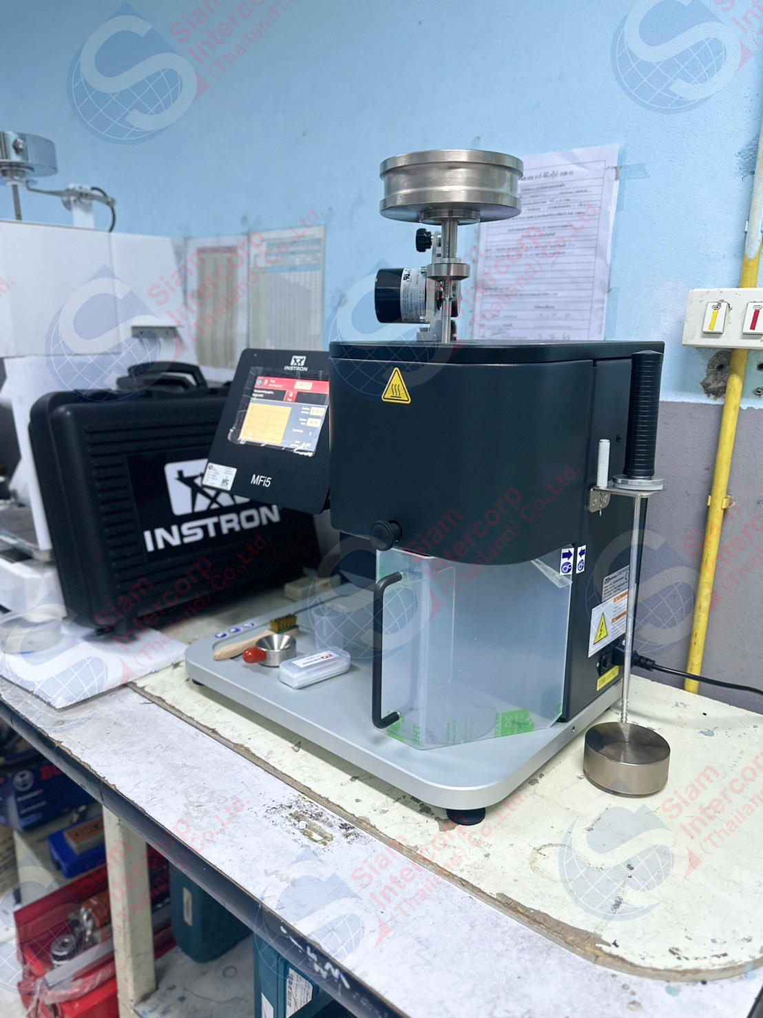 ติดตั้งเครื่องวัดอัตราการหลอมไหลของพลาสติก (Melt Flow Index Tester) ยี่ห้อ INSTRON รุ่น MFi5 (OW105) ติดตั้งเครื่องวัดอัตราการหลอมไหลของพลาสติก (Melt Flow Index Tester) ยี่ห้อ INSTRON รุ่น MFi5 (OW105)