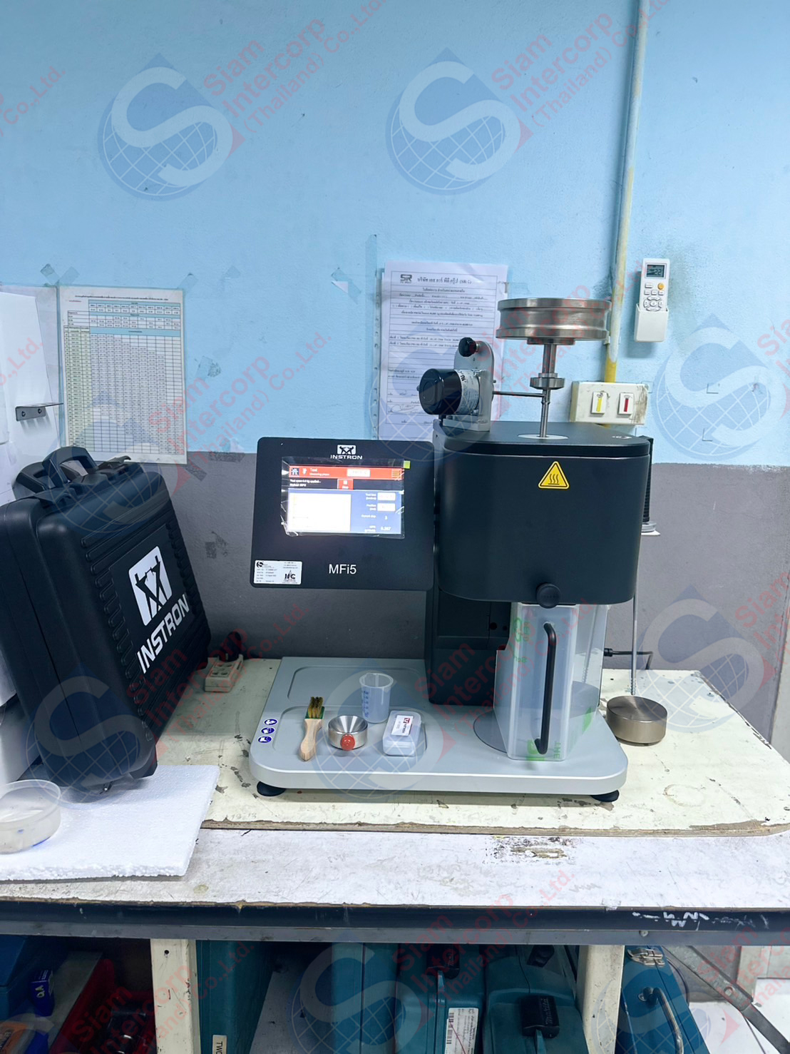 ติดตั้งเครื่องวัดอัตราการหลอมไหลของพลาสติก (Melt Flow Index Tester) ยี่ห้อ INSTRON รุ่น MFi5 (OW105)