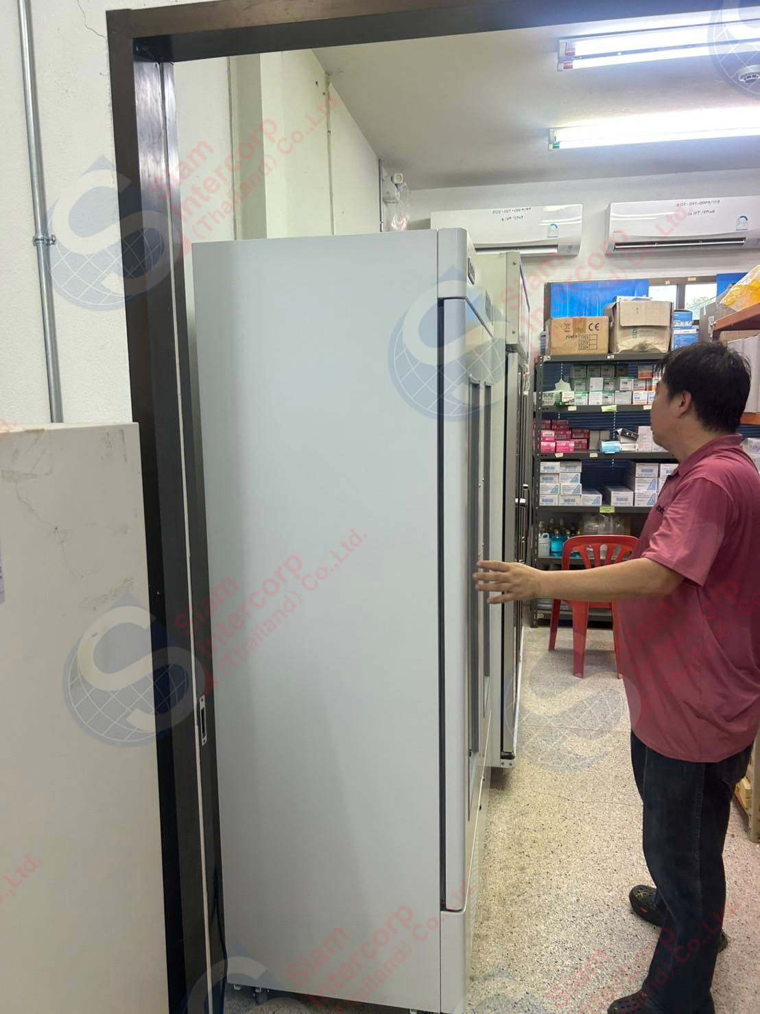 ติดตั้งตู้เย็นเก็บเลือด (Blood Bank Refrigerator BBR Series) ยี่ห้อ BIOBASE รุ่น BBR-4V626 (OW110)