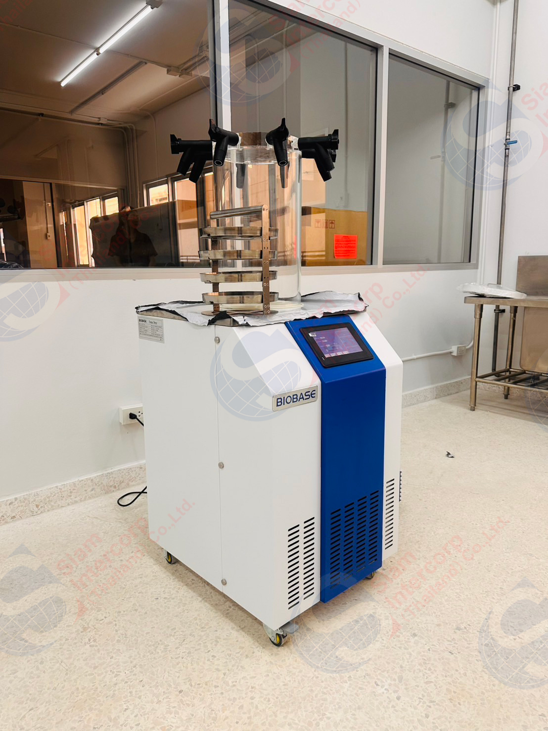 ติดตั้งเครื่องทำแห้งภายใต้ความเย็นระบบสูญญากาศ (Vertical Freeze Dryer) ยี่ห้อ BIOBASE รุ่น BK-FD12P (OW112)