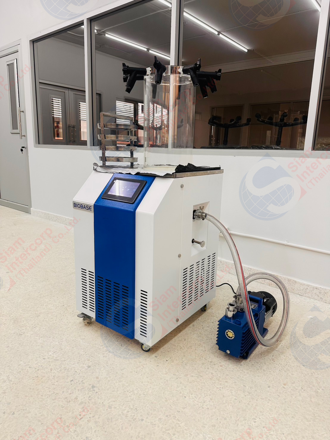ติดตั้งเครื่องทำแห้งภายใต้ความเย็นระบบสูญญากาศ (Vertical Freeze Dryer) ยี่ห้อ BIOBASE รุ่น BK-FD12P (OW112)